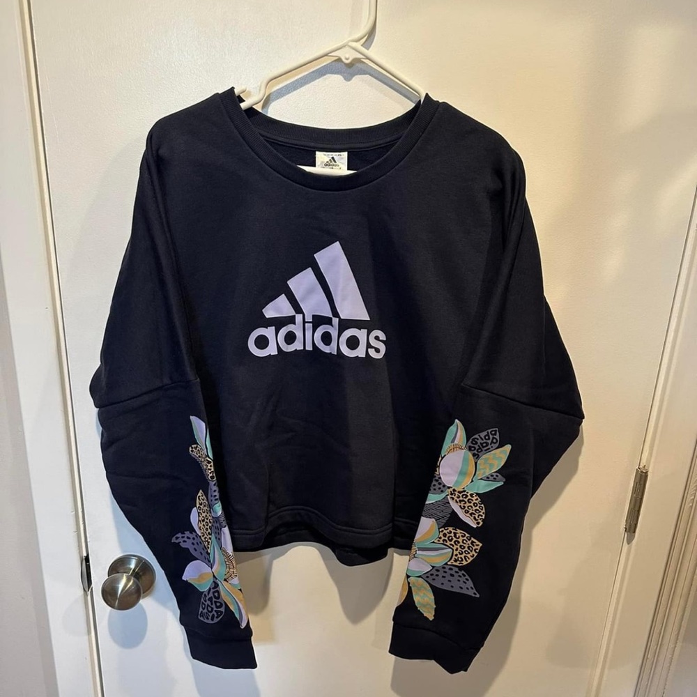 Adidas Sweatshirt